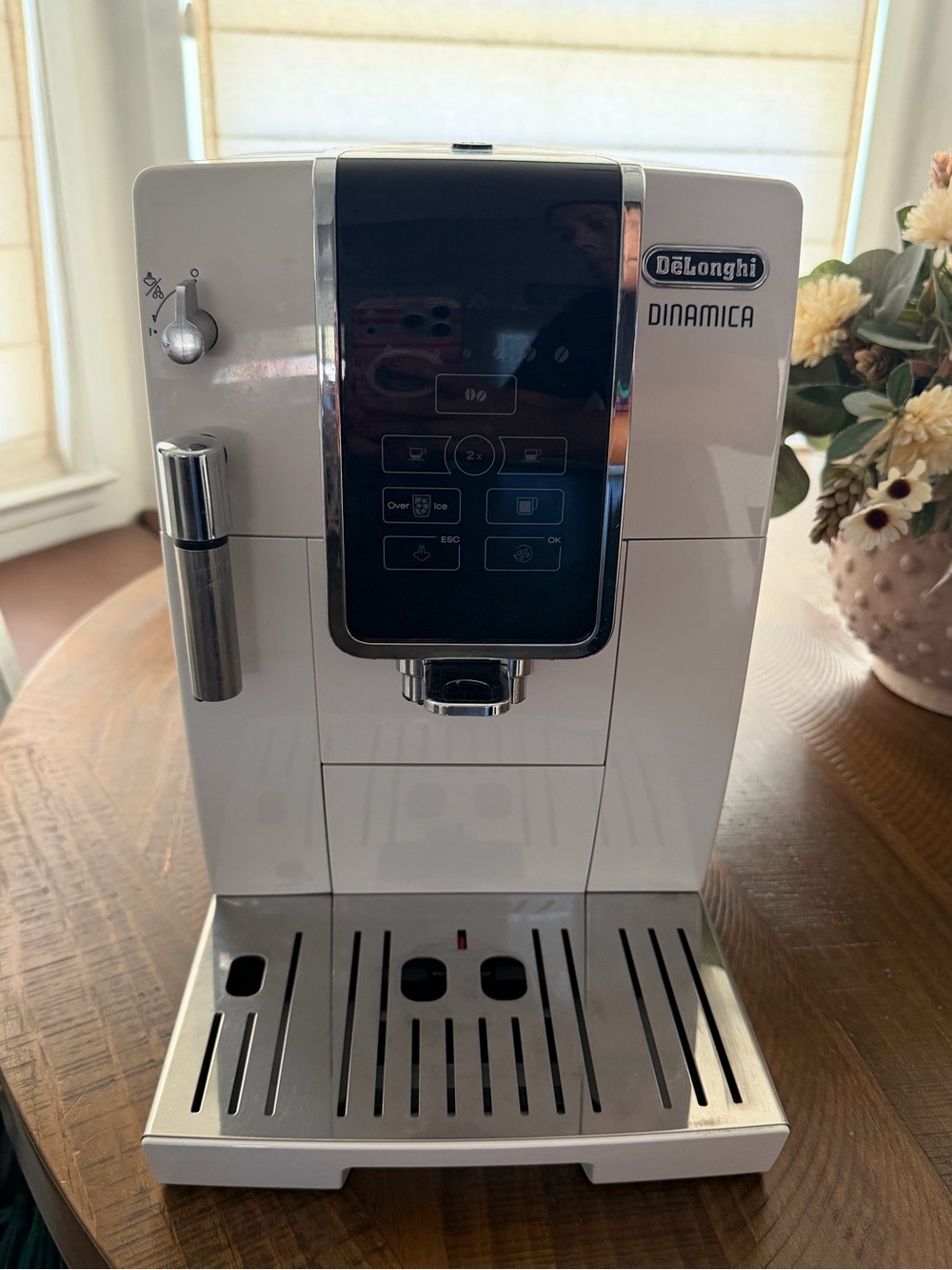 De'Longhi Dinamica White Automatic Coffee & Espresso Machine